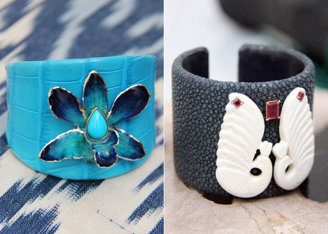 Braceletes da nova coleção com couro de crocodilo e galuchat  - Foto: divulgação