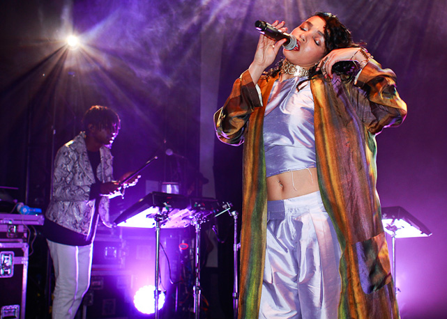 FKA Twigs no palco do Superloft - Foto: Arthur Vahia/SiteRG
