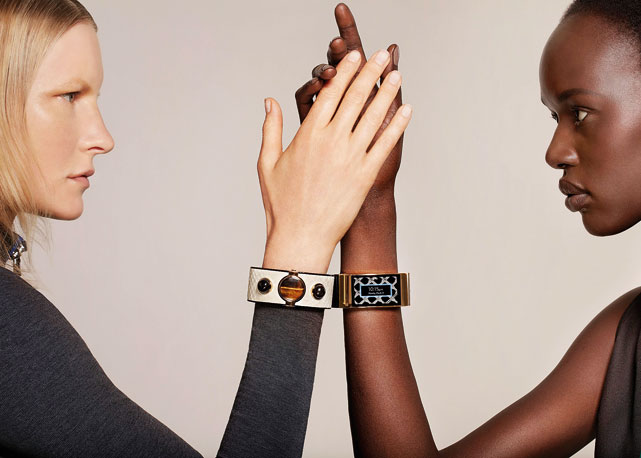 Pulseiras Mica, da Intel - Foto: reprodução/Harper's Bazaar