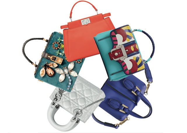  Em sentido horário a partir da bolsa laranja: Mini Peekaboo, Fendi (R$ 8.860); Dun Dun Bag, Paula Cademartori (€ 1.750, ceca de R$ 5.595); Mini D-Cube, Tod’s (R$ 3.990); Mini Lady Dior, Dior (R$ 9 mil); e Dolce Bag, Dolce & Gabbana (R$ 12.275) – Fotos: reprodução/Bazaar