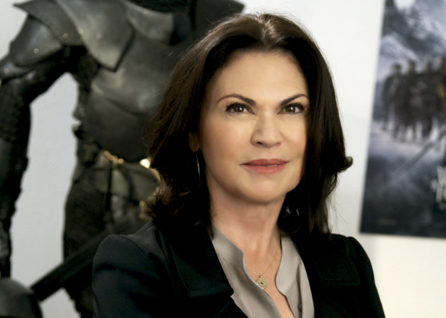 A figurinista Colleen Atwood - Foto: reprodução / Harper´s Bazaar