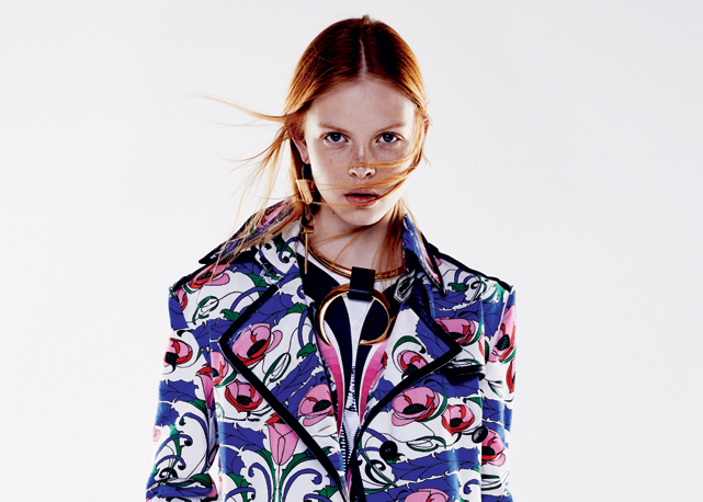 Editorial "Spring Please" - Foto: Reprodução Harper's Bazaar Setembro 2014