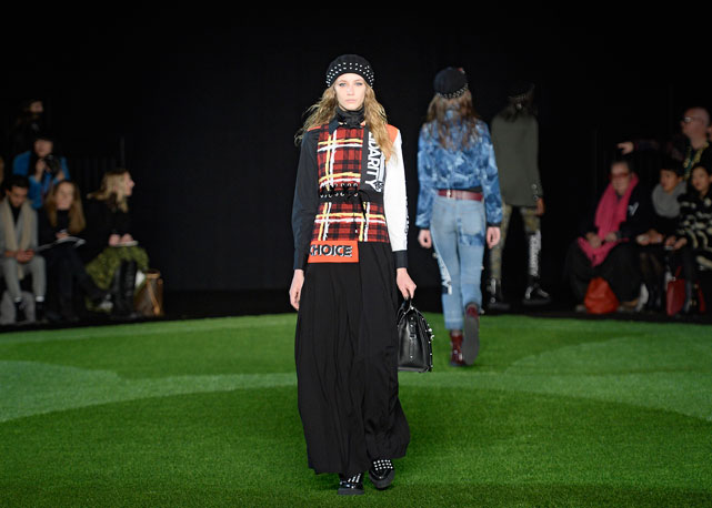 Passarela de inverno 2015 da Marc by Marc Jacobs: última coleção da grife - Foto: Getty Images