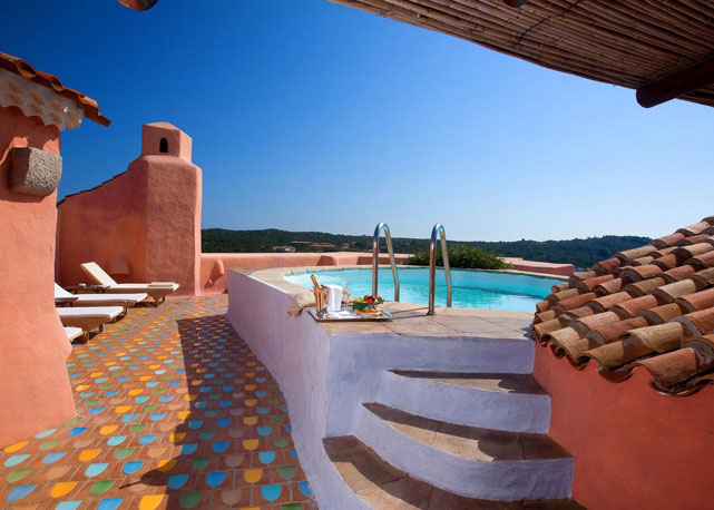 A piscina da suíte presidencial do hotel Cala di Volte - foto: reproduçãp