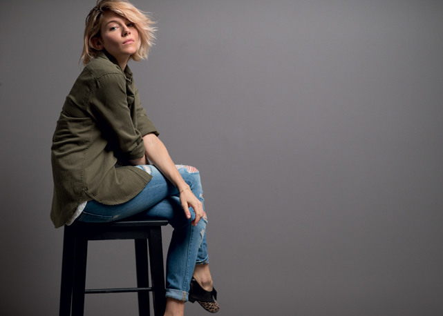 Sienna Miller - Foto: Reprodução Harper's Bazaar Brasil de março