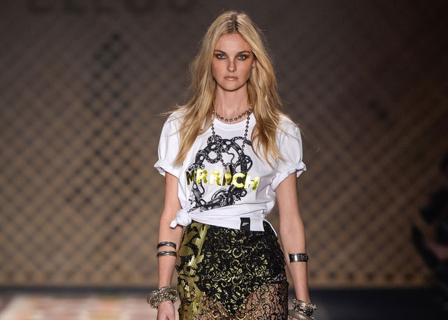 Carol abriu o desfile de verão 2016 da Ellus - Foto: Agência Fotosite
