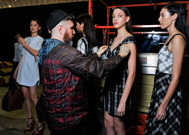 Alexandre Herchcovitch no backstage do Minas Trend - Foto: Agência Fotosite 