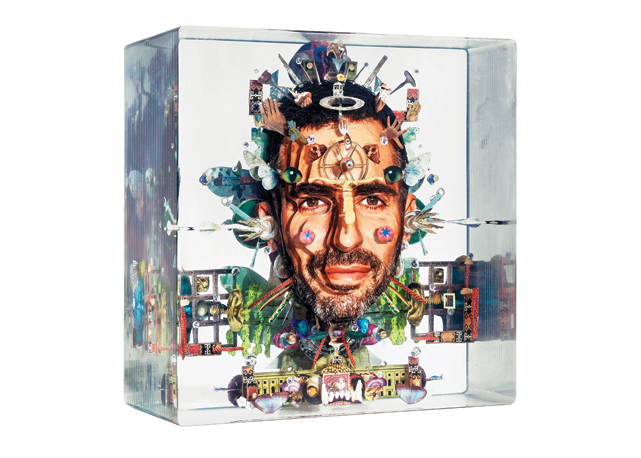 Marc Jacobs “Quando algo me inspira, normalmente provoca uma cadeia de imagens ou pensamentos ilógicos e, ao mesmo tempo, lógicos, impossível de explicar. É um processo tremendamente paradoxal – é qualquer coisa, menos linear. O que parecemuito lógico para mim, não é, necessariamente assim para os outros.”