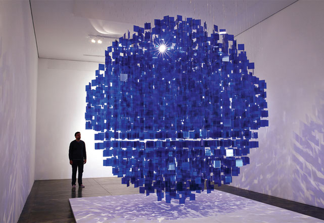 "Sphere Bleue", de Julio Le Parc - Foto: reprodução/Bazaar Art