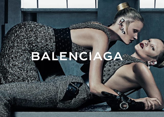 Kate Moss e Lara Stone para Balenciaga! Foto: divulgação