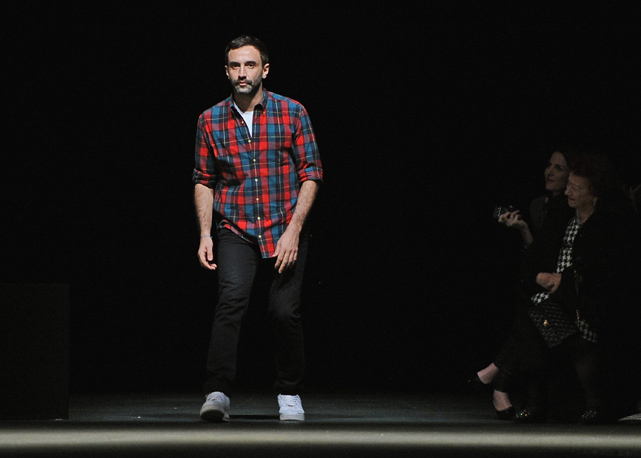 Riccardo Tisci vai levar o desfile de verão 2016 da Givenchy para NY! Foto: divulgação
