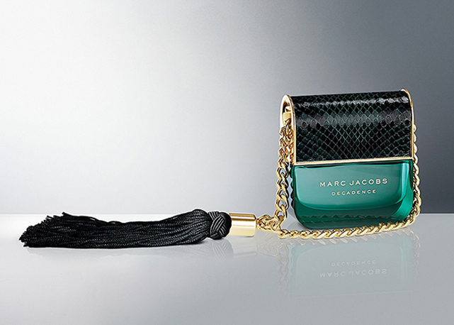 Detalhe do frasco de Decadence - o novo perfume criado por Marc Jacobs. Foto: divulgacão