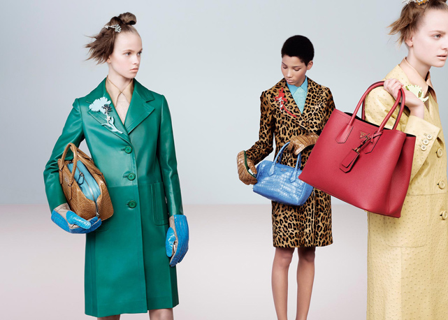 Um dos cliques da campanha de inverno 2015 da Prada! Foto: divulgação