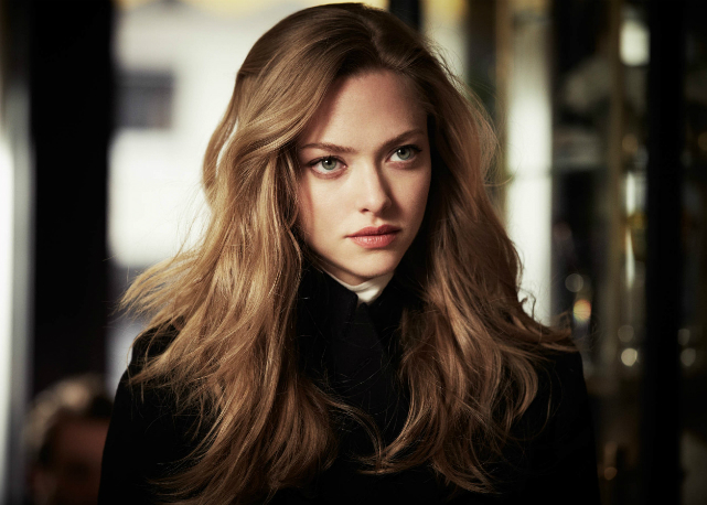 Amanda Seyfried no comercial de Very Irresistible - Foto: reprodução