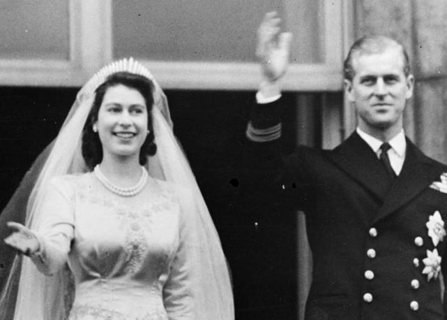 Rainha Elizabeth II no dia de seu casamento com o Duque de Edimburgo - Foto: reprodução