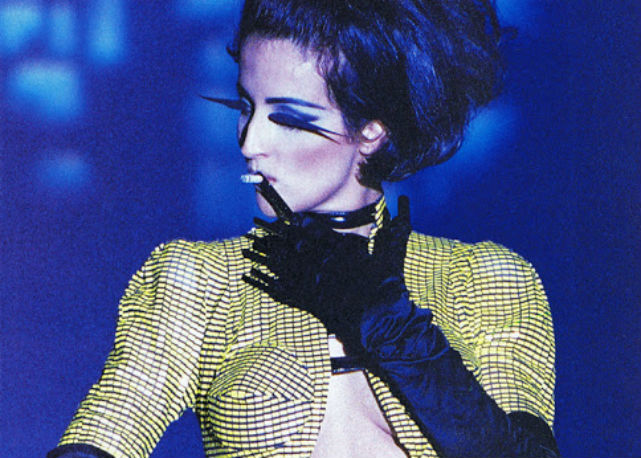 No desfile de Thierry Mugler, em 1991 - Foto: reprodução