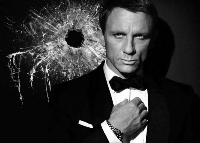 Daniel Craig na pele do espião britânico James Bond - Foto: divulgação