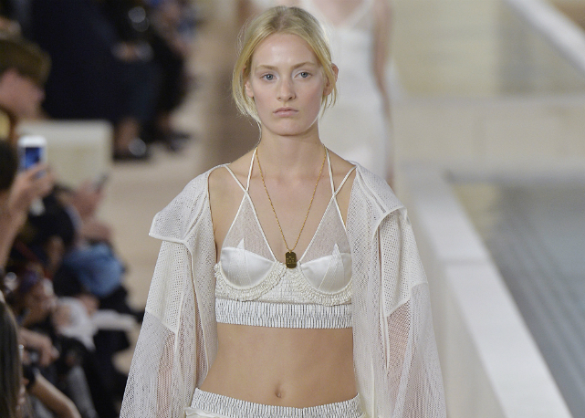 Balenciaga verão 2016 - Foto: Getty Images