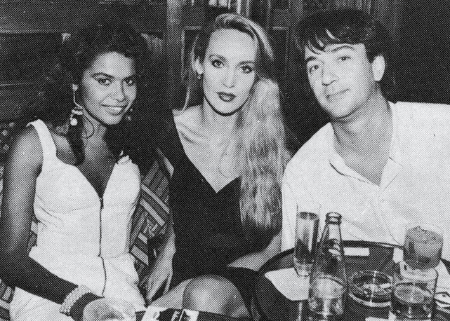 Talita, Jerry Hall e Frankie no clube Hipopotamus - Foto: reprodução