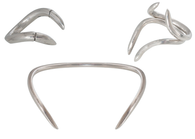 Bracelete (R$ 370), anéis (a partir de R$ 160) - Foto: divulgação