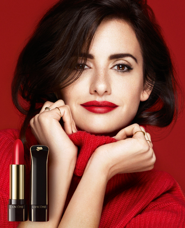 Penélope Cruz na campanha do L'Absolu Rouge Definition - Foto: Divulgação