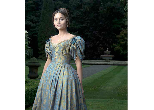Jenna Coleman como Rainha Victoria - Foto: reprodução