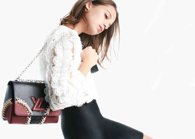 Alicia Vikander com a bolsa Twist - Foto: divulgação