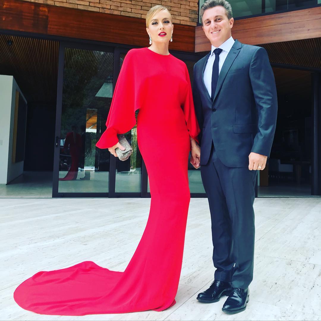 Os anfitriões da mega festa, Angélica e Luciano Huck - Foto: Instagram