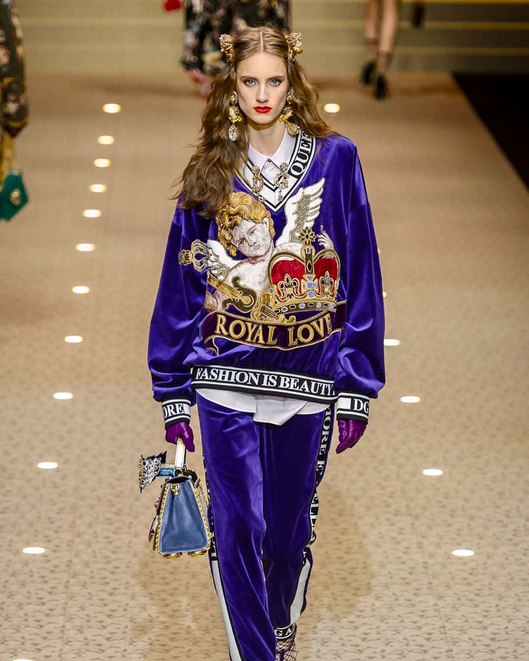 Desfile Dolce & Gabbana - MFW - Foto: Instagram Sarah Menezes 