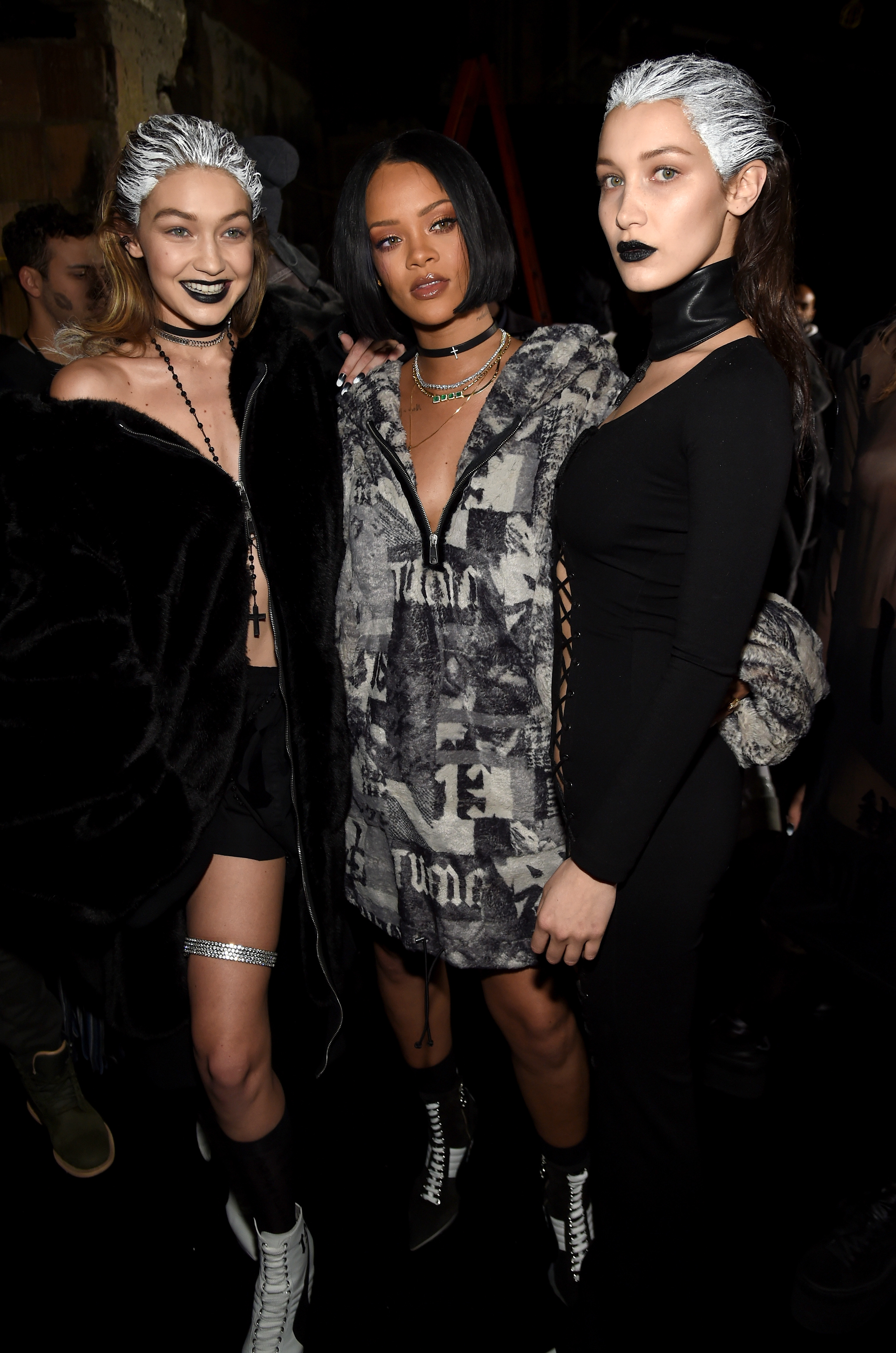 Gigi, Rihanna e Bella Hadid na NYFW após a apresentação da coleção FENTY PUMA by Rihanna AW16 - Foto: GettyImages