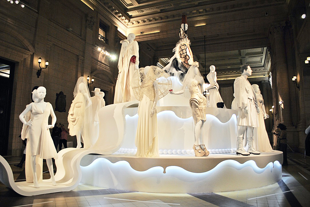 Universo bridal de Jean Paul Gaultier está em cartaz em Buenos Aires - Fotos: Victor Drummond