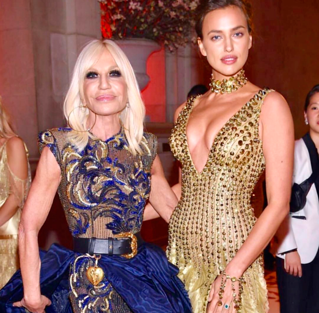 Donatella Versace com Irina Shayk - Foto: Reprodução/Instagram
