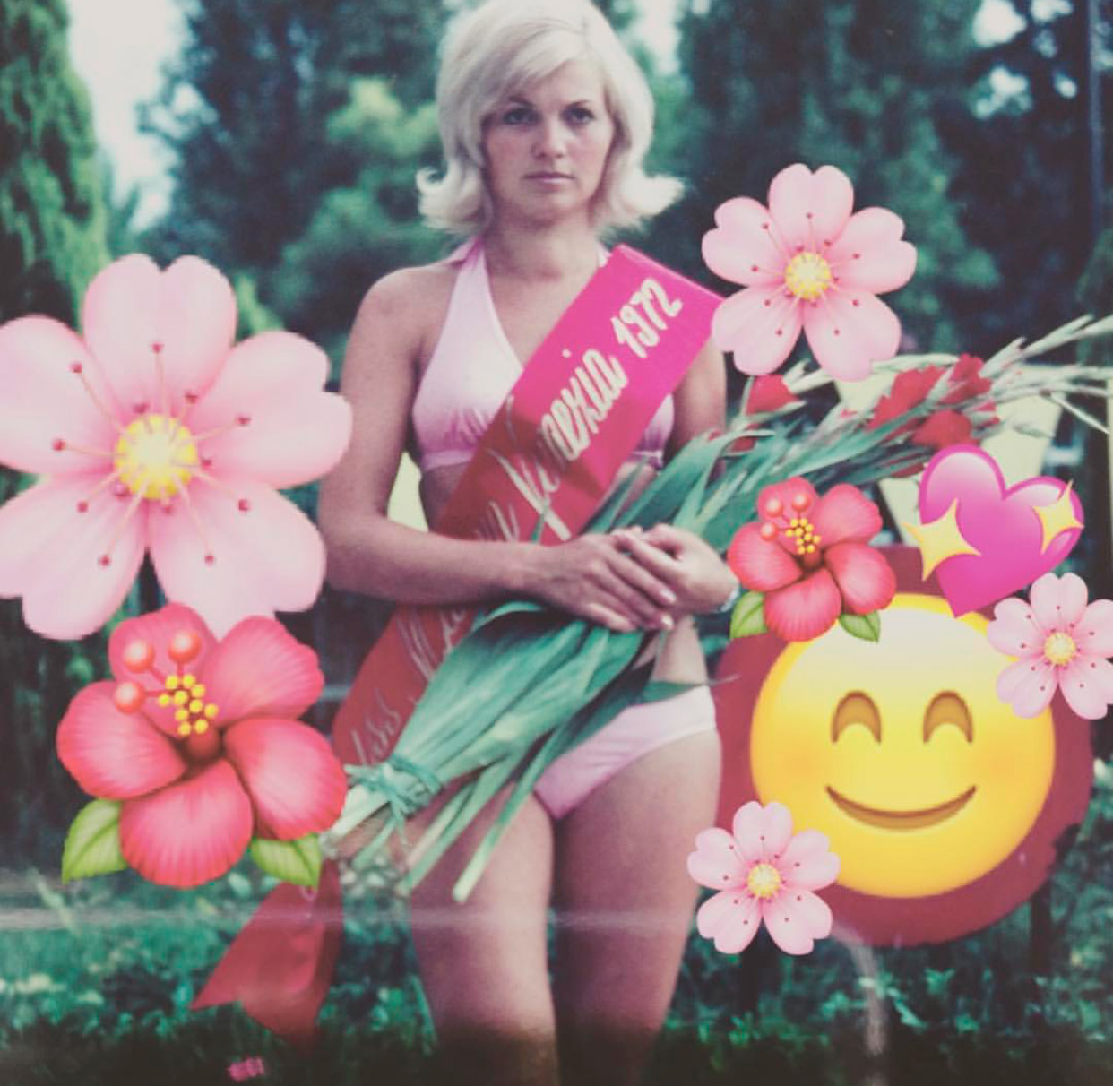 Heidi Klum: "Feliz Dia das Mães para todas as mães. Aqui está a minha, ganhando um concurso de beleza" - Foto: Reprodução/Instagram
