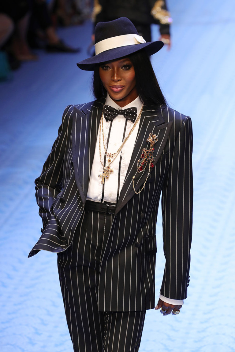 Naomi Campbell no desfile da Dolce & Gabbana - Foto: Getty Images