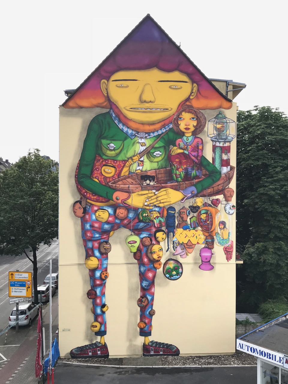 Mural gigante em DÜsseldorf, na Alemanha, ganha a marca de Osgemeos - Foto: Reprodução Instagram