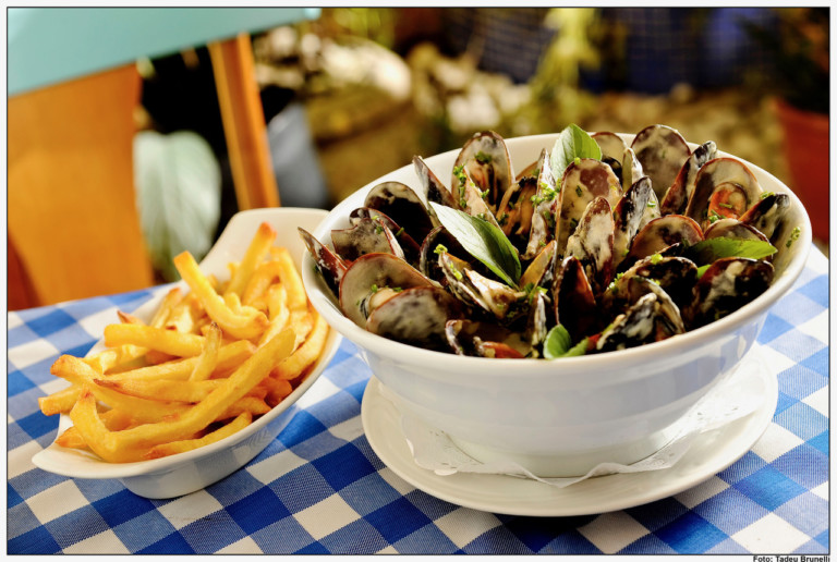 Moules a la Creme, do Le Vin Bistro - Foto: Tadeu Brunelli/Divulgação