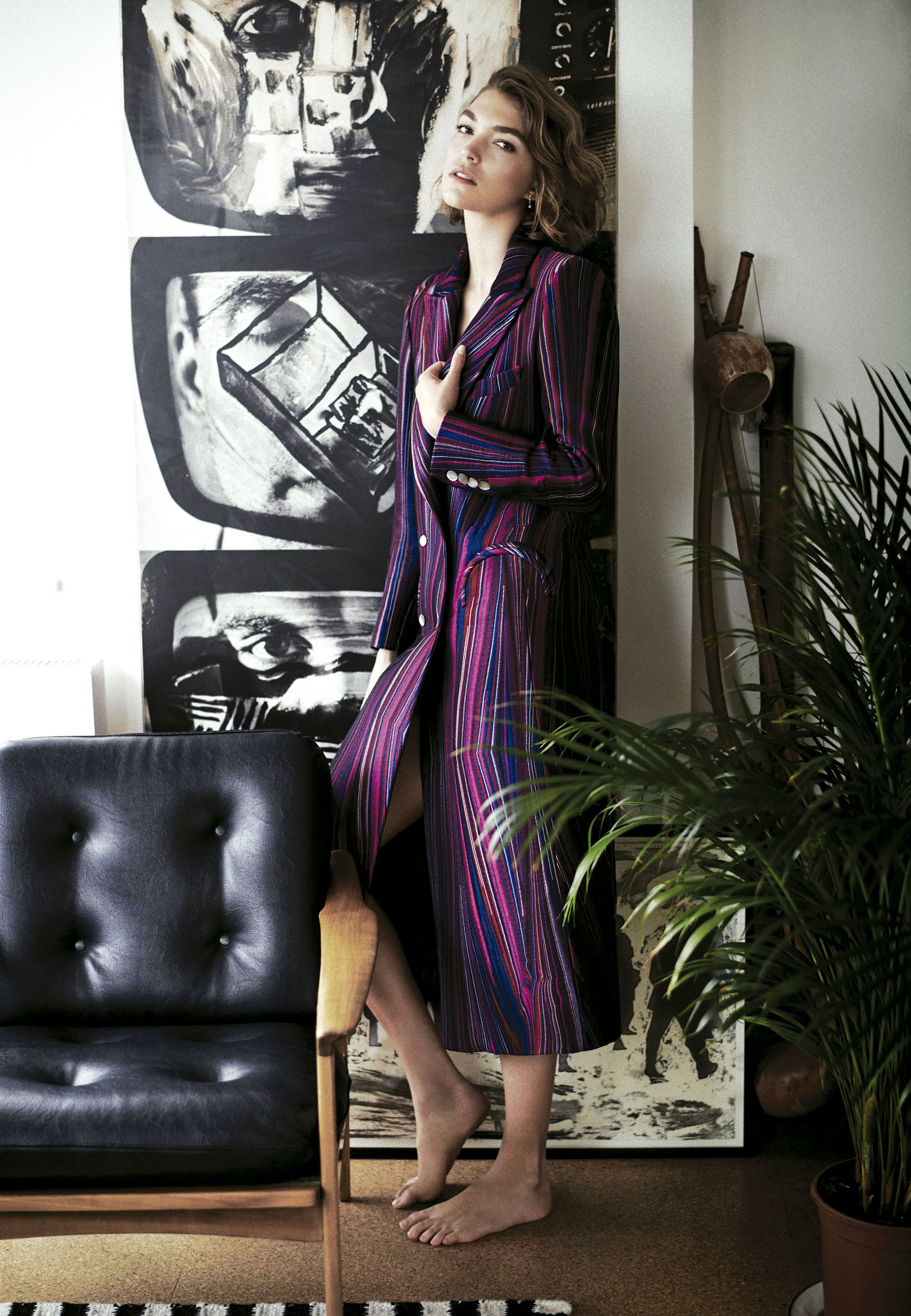 Arizona Muse veste peça de sua coleção para a marca italiana - Foto: Divulgação