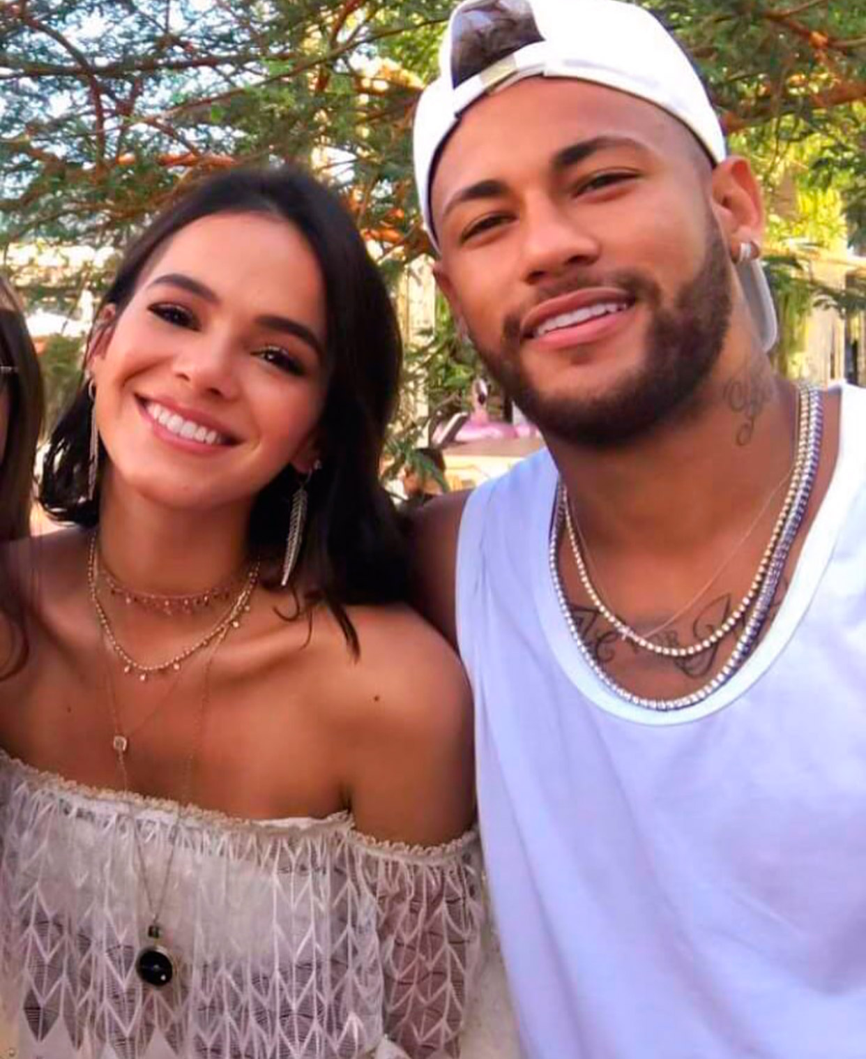 Bruna Marquezine e Neymar na festa - Foto: Reprodução/Instagram