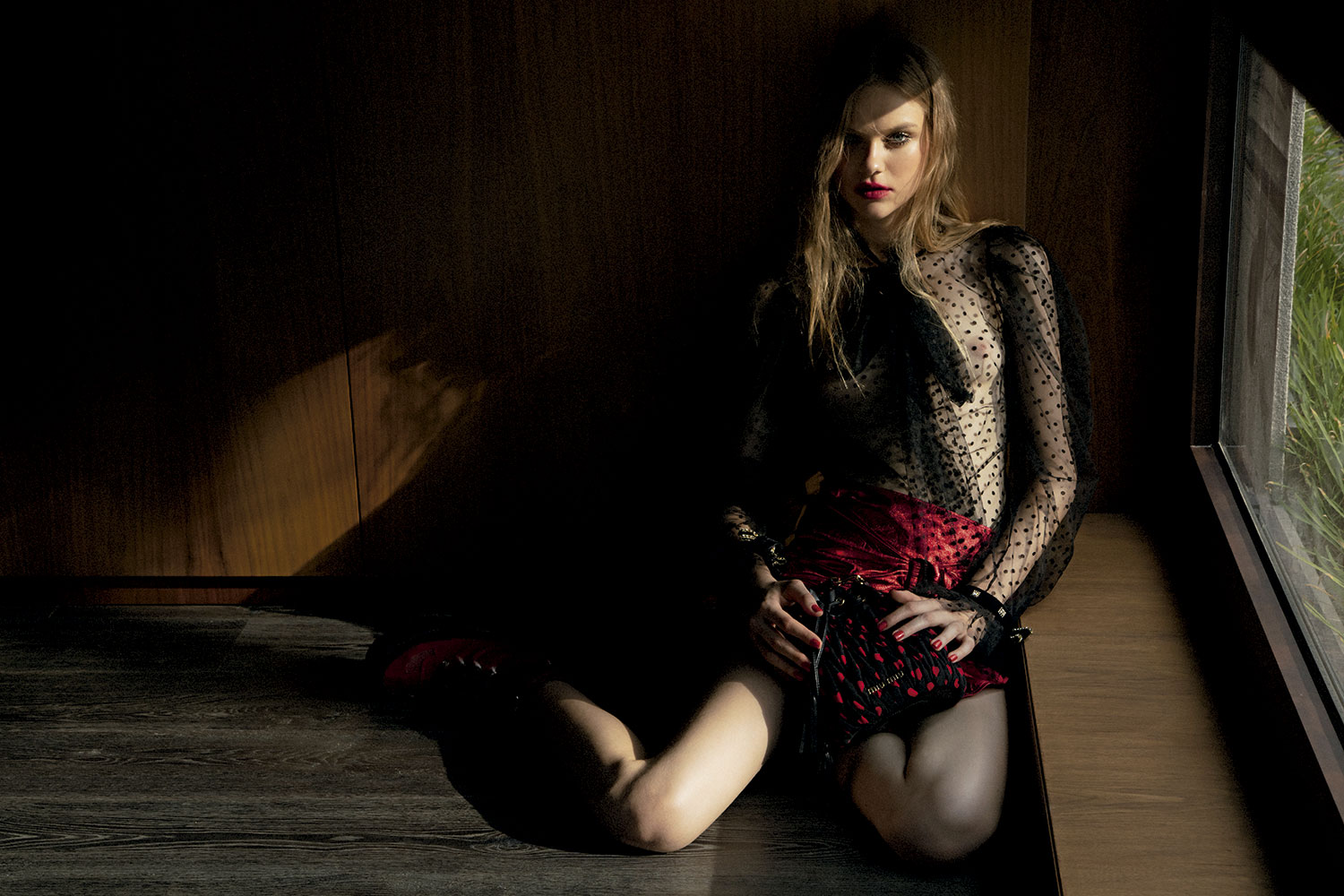 Foto: Karine Basilio, com edição de moda de Márcio e Flamíni Vicentini, e beleza de André Mattos