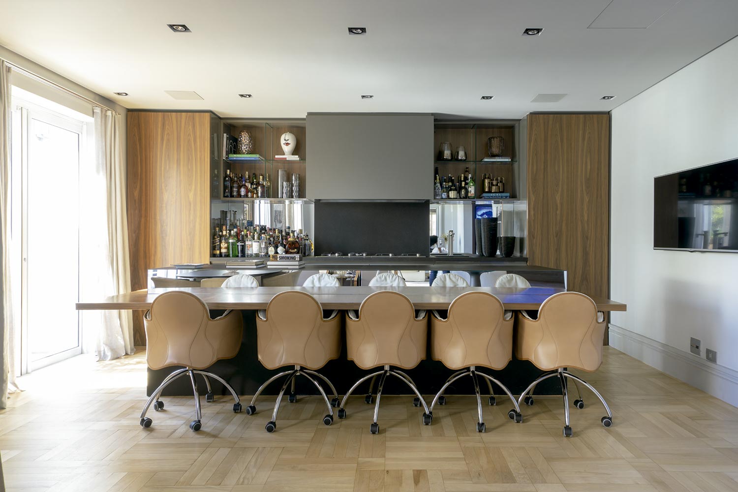 A cozinha do duplex - Foto: Christian Maldonado, com styling Márcio e Flamínio Vicentini