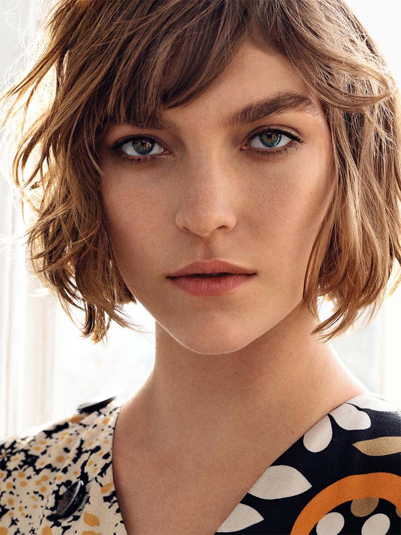 Arizona Muse na Harper's Bazaar Alemanha, em 2015 - Foto: Arquivo Harper's bazaar