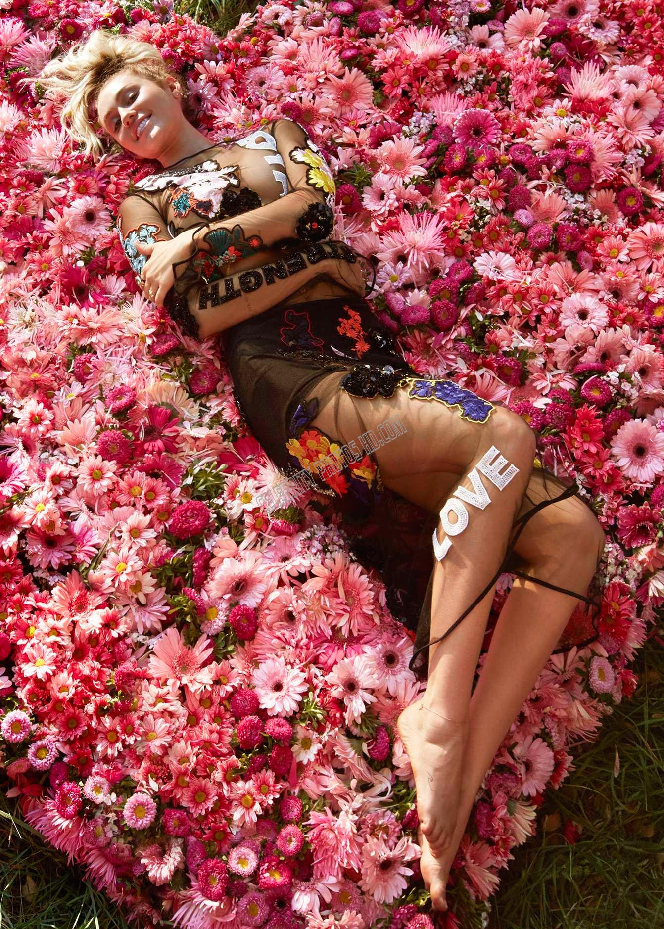 Miley Cyrus é sagitariana - Foto: Arquivo Harper's Bazaar