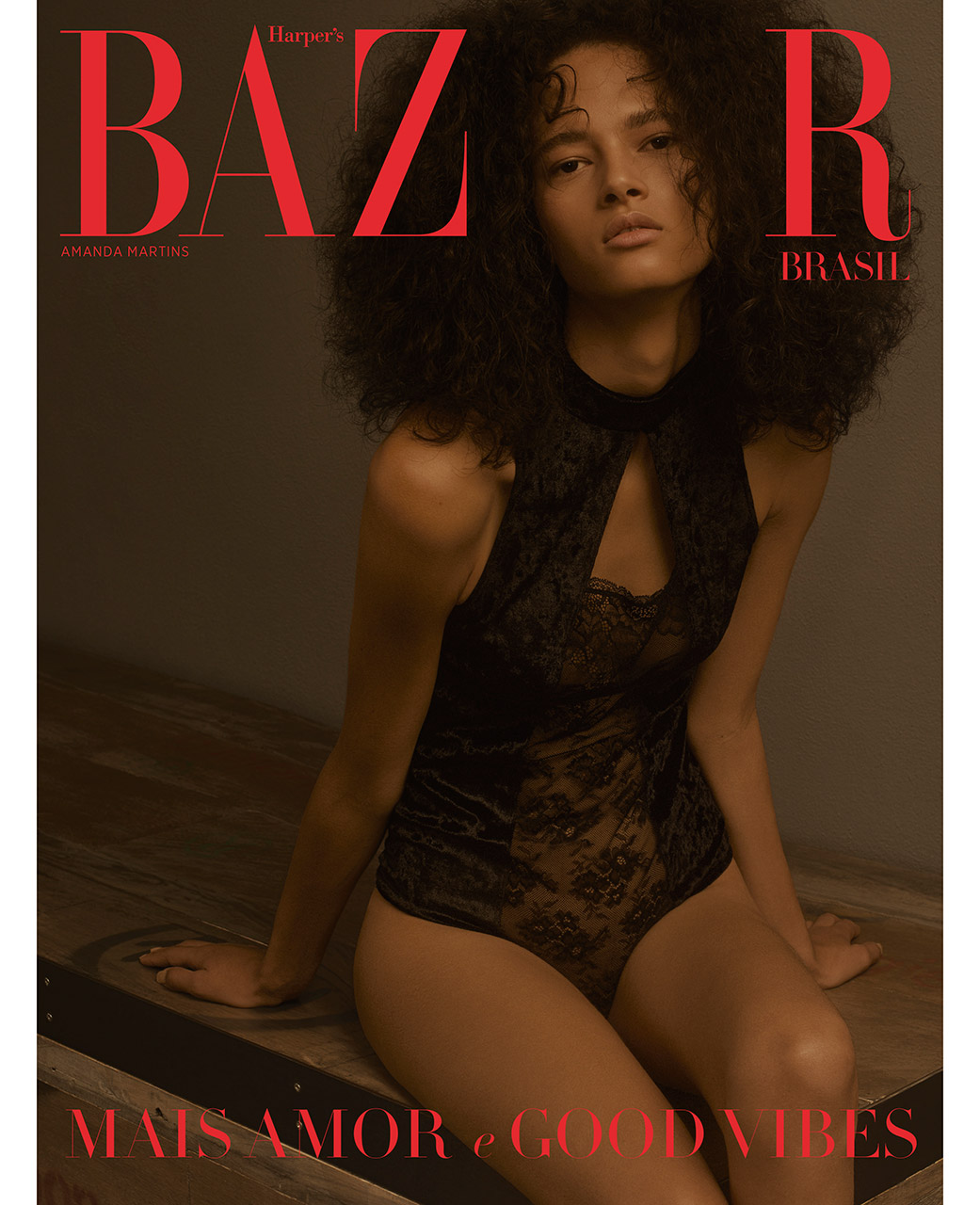 Amanda Martins (Rock MGT e Elite NYC) usa vestido body de renda Intimissimi, com foto de Karel Losenicky, edição de moda de Cori Amenta, beleza de Giuseppe Giarratana e tratamento de imagem de Alessandra Distaso