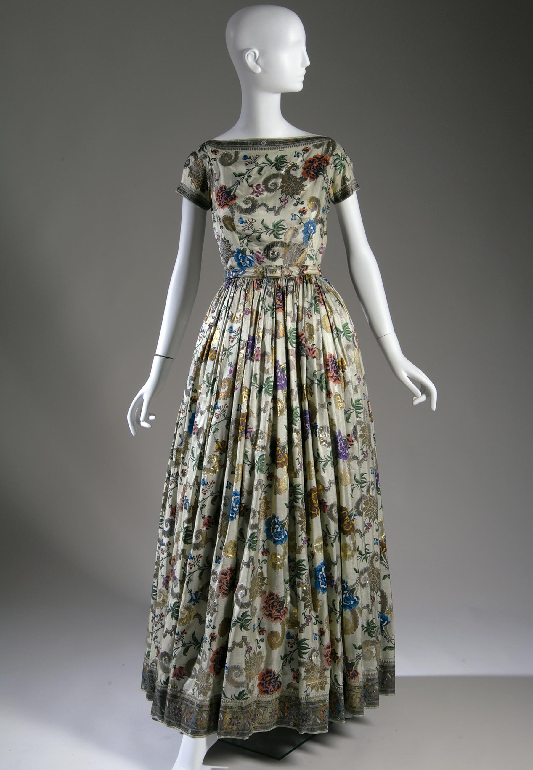 Sari indiano de Traina-Norell (1955) - Foto: Divulgação