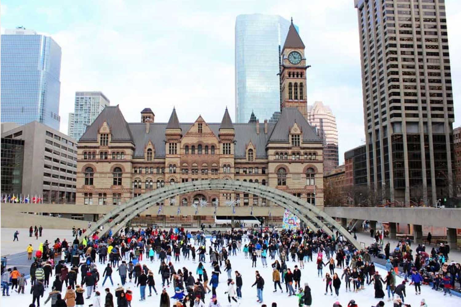  Nathan Phillips Square – Toronto - Foto: Divulgação