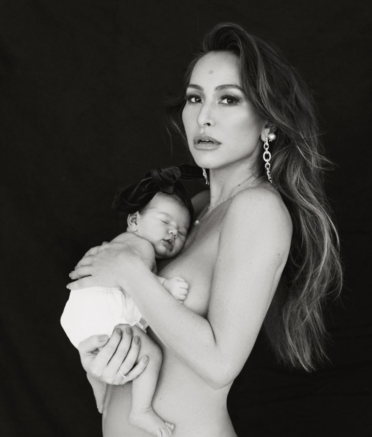 Sabrina Sato e Zoe - Foto: Reprodução/Instagram/@sabrinasato