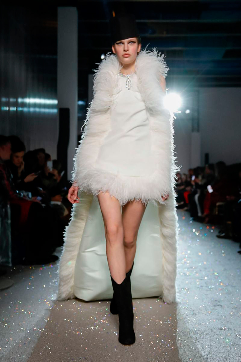 Gimbattista Valli, alta-costura verão 2019 - Foto: Getty Images