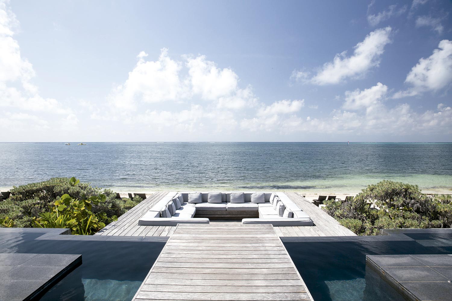 Área a céu aberto do restaurante La Punta Grill, o mais cool do Nizuc Resort & Spa - Foto: Arquivo Pessoal