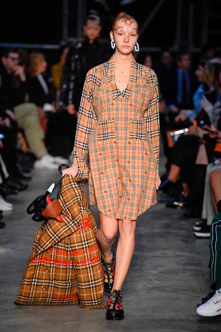 Burberry, inverno 2019 - Foto: Getty Images