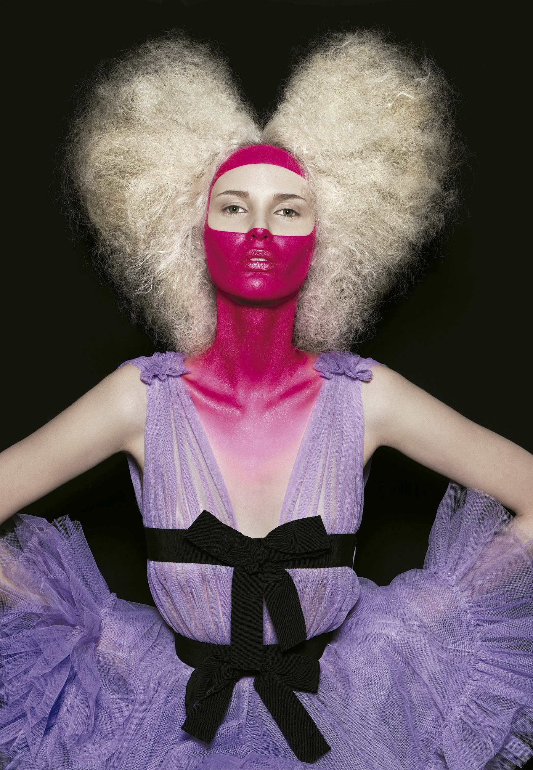 Foto: Karel Losenicky, styling de Cori Amenta e beleza de Giuseppe Giarratana